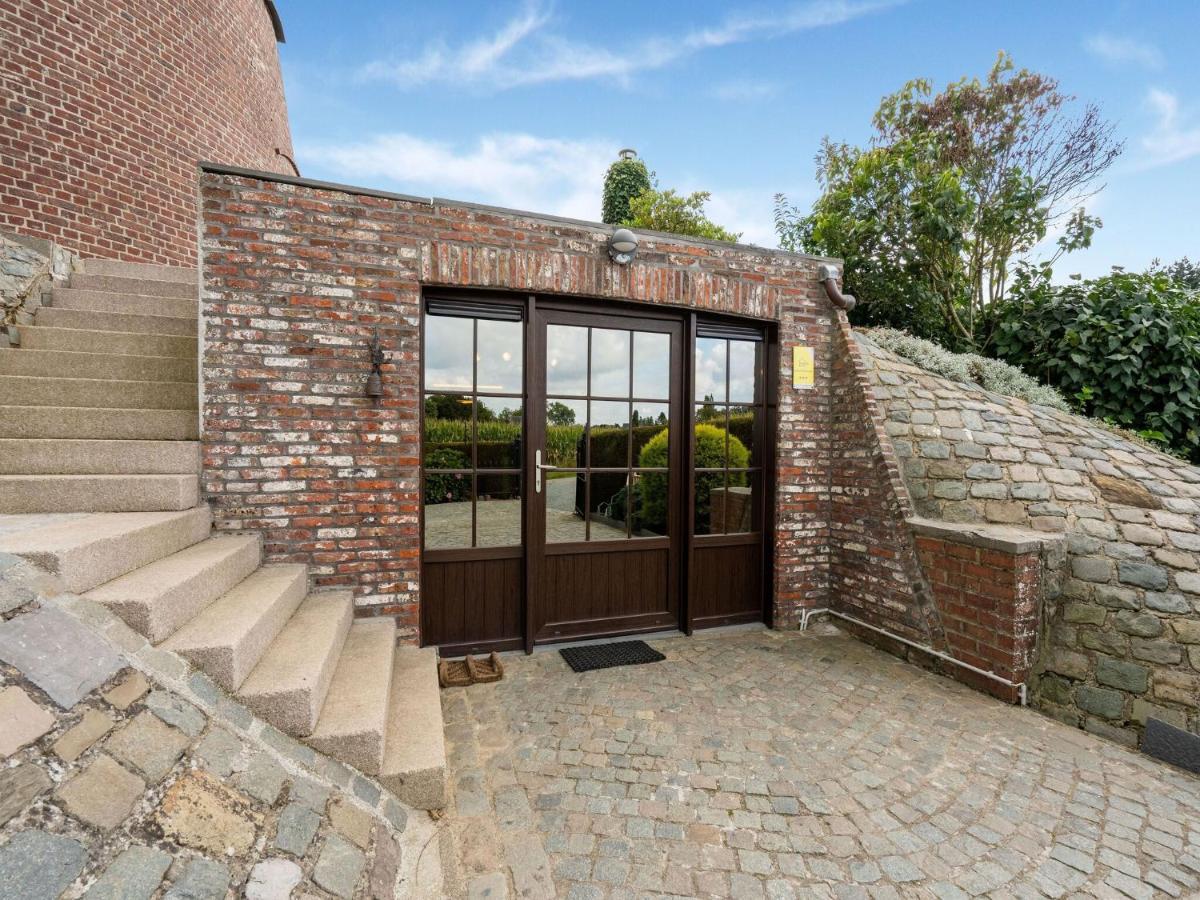 Stunning Holiday Home In Oombergen With Terrace And Garden Zottegem Exterior foto